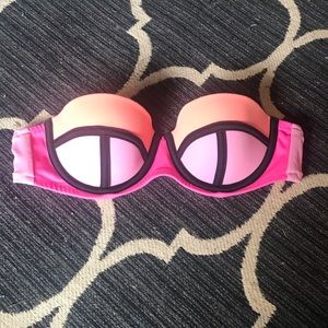 Victoria’s Secret bikini top